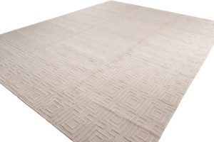 linen rug