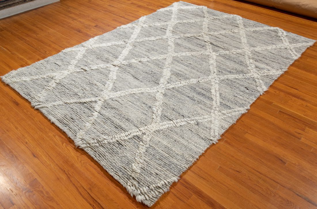 Essential Wool Chic Moroccan Hand Knotted Grey/White Rug - Kebabian's Rugs