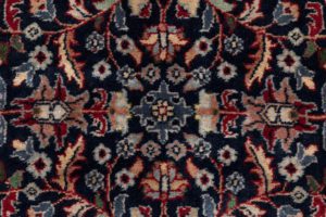 33914-Sarouk_Fine_Navy_Red_Handwoven_Traditional_Rug-2'7''x19'10''-India-5