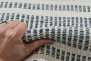 49898_EWV405A-Contemporary_New_Zealand_Wool_Flatweave_Blue_White_Handwoven_Rug-8'0''x10'0''-India-7