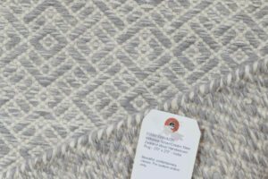 53593_EWV422B-Wiltshire_Silver_Cream_New_Zealand_Wool_Handwoven_Rug-2'0''x2'0''-India-5