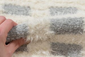 LHD001A-Andes_Dulcet_Snow_Gray_Alpaca_Merino_Boucle_and_Hair_Handwoven_Rug-1'0''x1'0''-Peru-3