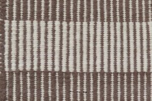 LHD004B-Andes_Lima_Taupe_Snow_Llama_Handwoven_Rug-1'0''x1'0''-Peru-2