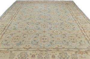 Agra Handwoven exquisite Rug