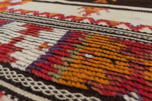 53374_ESTMOR2-Moroccan_Vintage_Handwoven_Tribal_Rug-4'6''x10'5''-Morocco-16