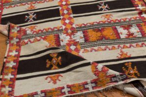 53374_ESTMOR2-Moroccan_Vintage_Handwoven_Tribal_Rug-4'6''x10'5''-Morocco-5