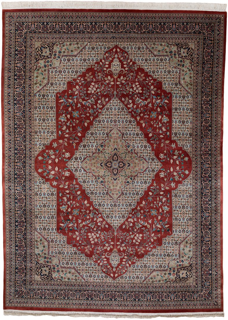 Tabriz Handwoven Traditional Rug