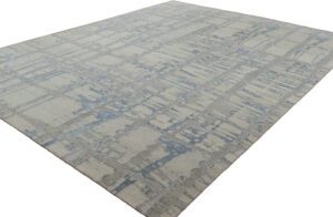 Tibetan Handwoven wool and Silk Nepal Rug