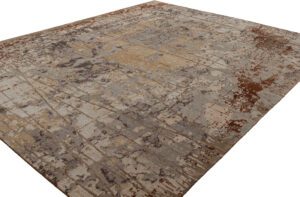 Tibetan Handwoven wool and Silk Nepal Rug