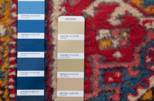 28691-Karaja_Vintage_Handwoven_Tribal_Rug-1'11''x5'1''-Iran-8