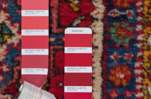 28691-Karaja_Vintage_Handwoven_Tribal_Rug-1'11''x5'1''-Iran-9