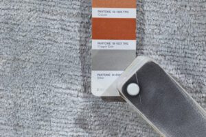 54576_SOL252BB-Pure_Silk_Super_Luxe_Solid_Silver_Handwoven_Rug-1'0''x1'0''-India-5